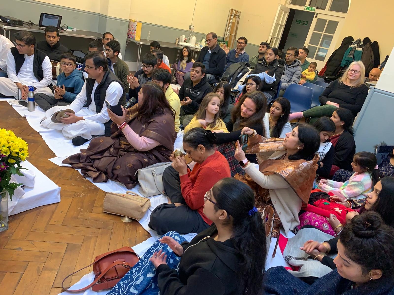 Congregation Kirtan